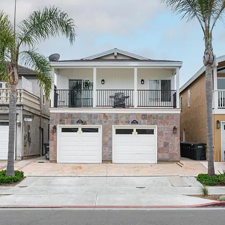 4821 River Ave